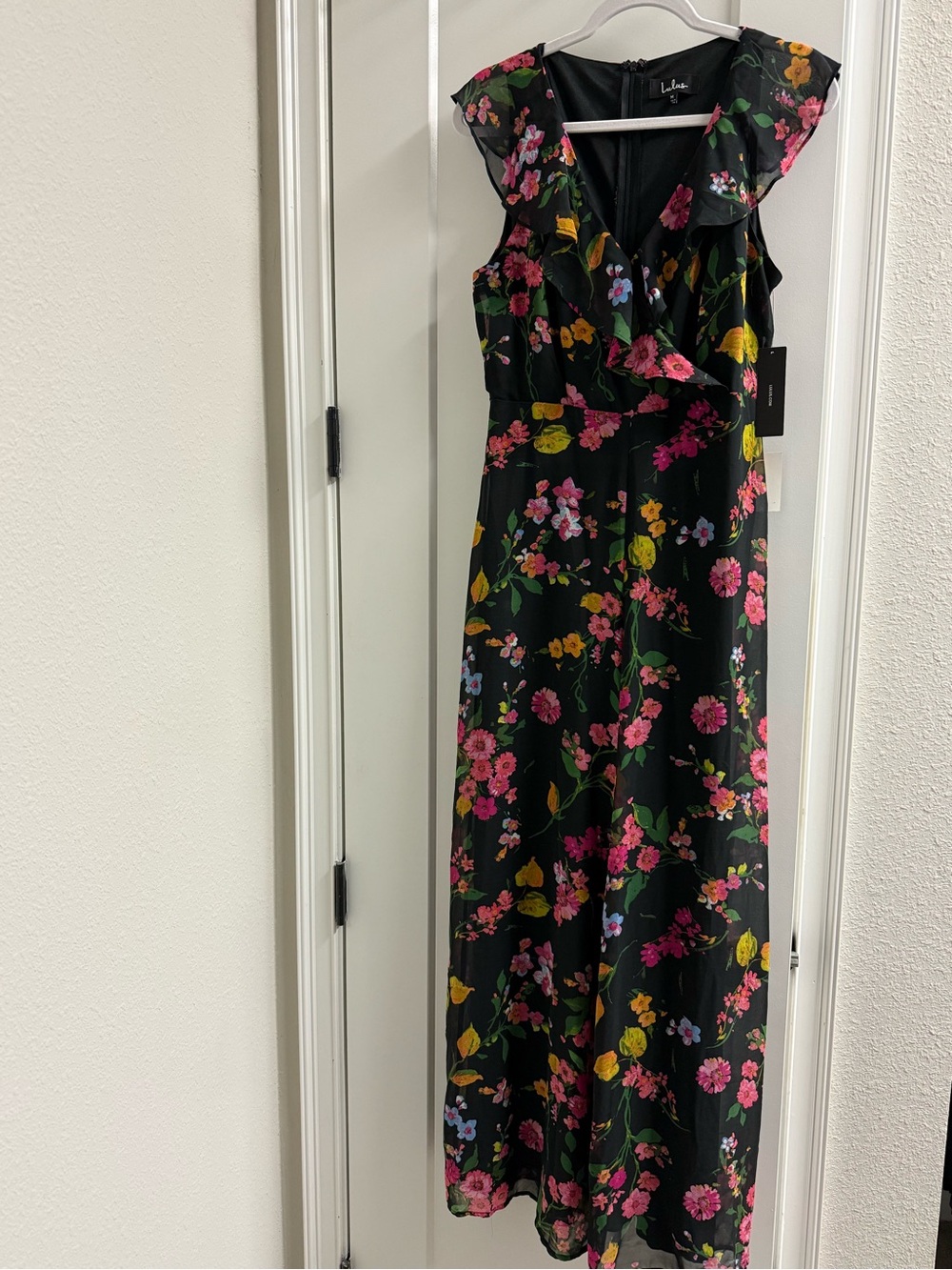 NWT Lulu's Black Floral Maxi Jumpsuit